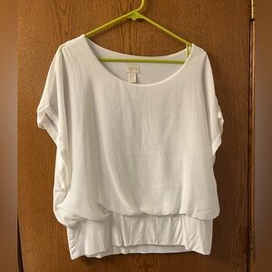 Chico’s White Top